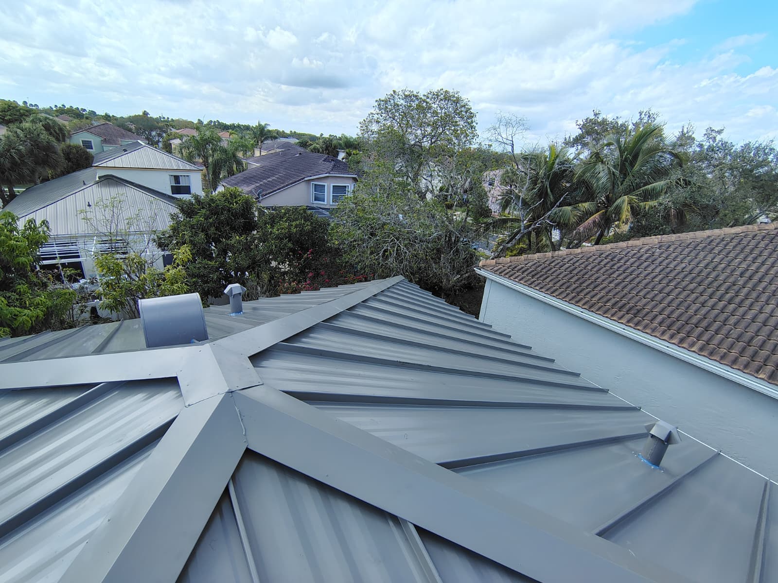Aluminum Metal Roof Install — photo 5